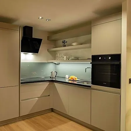 מלון G Tower Furnished